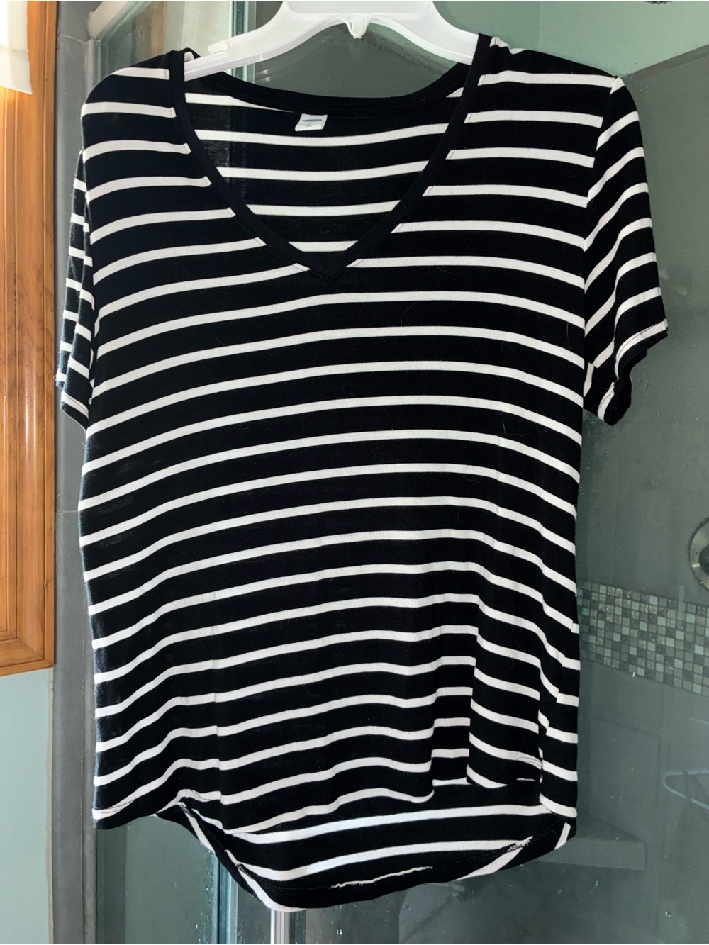 Old Navy Black & White Striped V-Neck Tee